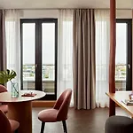 Numa Drift Aparthotel
