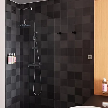 Numa Drift Aparthotel 4*